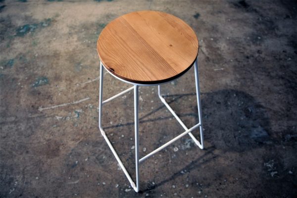 WHITE WOODEN TOP STOOL 4_resized WHITE WOODEN TOP STOOL 4_resized